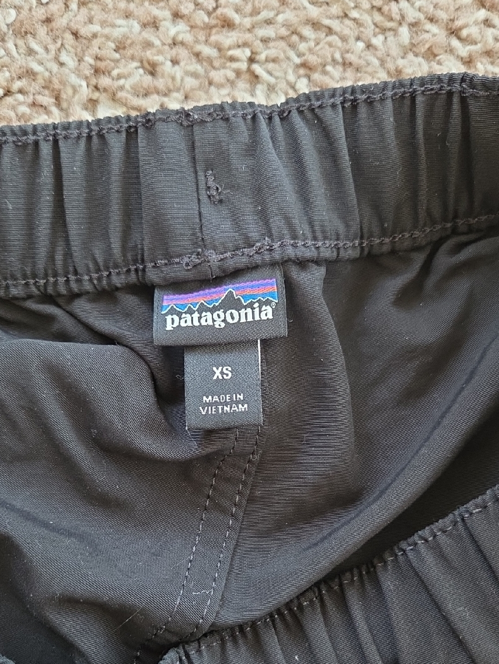 Patagonia Barely Baggies Shorts 2.5” - Picture 4 of 5